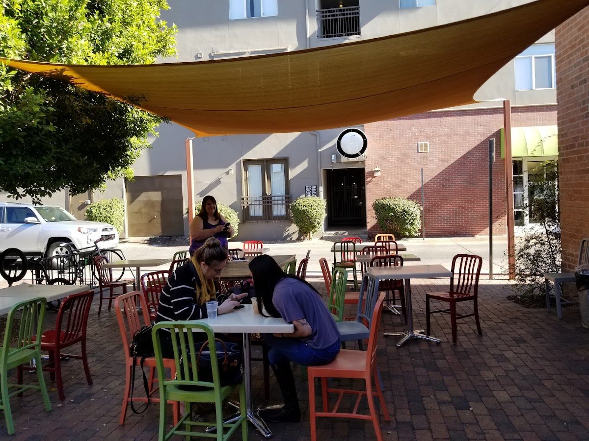 Lola Coffee specialty coffee shop in Phoenix - photo 2