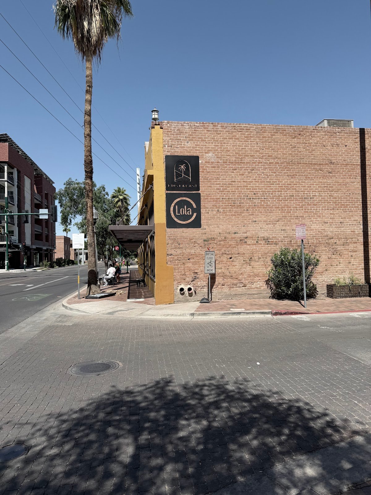 Lola Coffee specialty coffee shop in Phoenix - photo 8