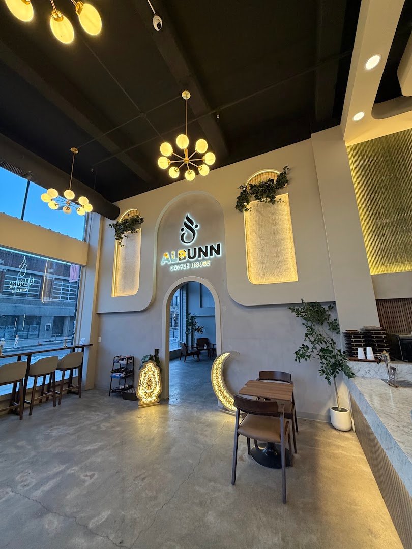 Interior of Albunn Coffee House, specialty coffee shop in Rochester