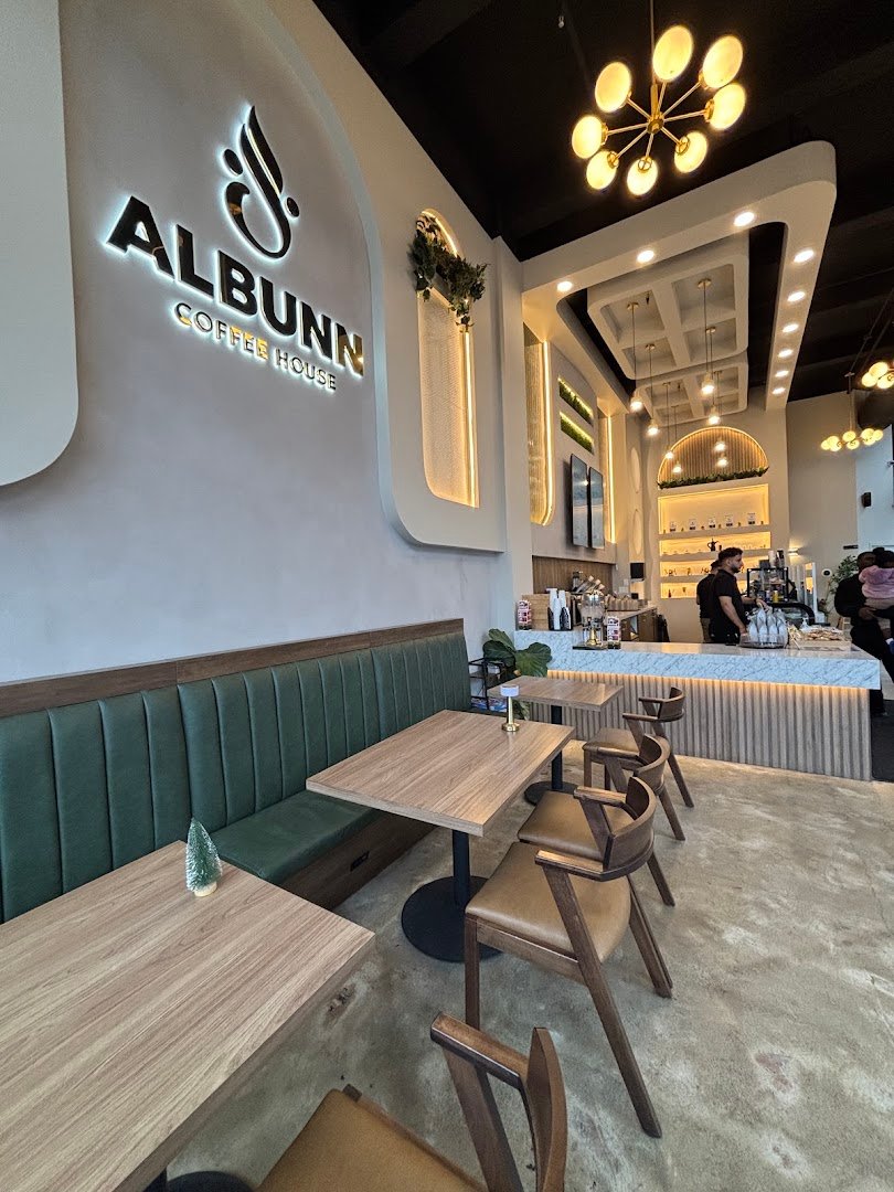 Interior of Albunn Coffee House, specialty coffee shop in Rochester