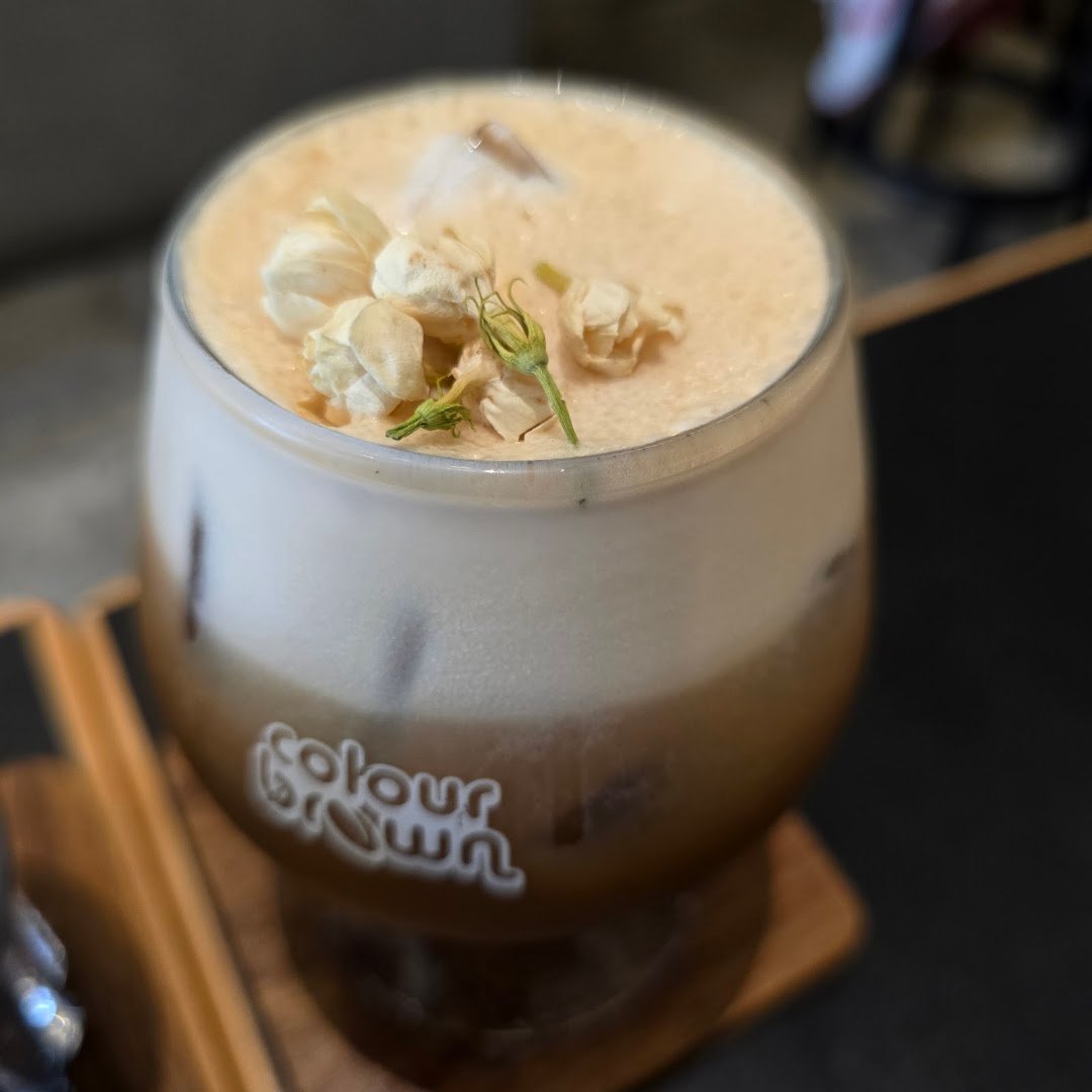 Coffee at Colour Brown x GO.ON Space, specialty coffee shop in Hong Kong