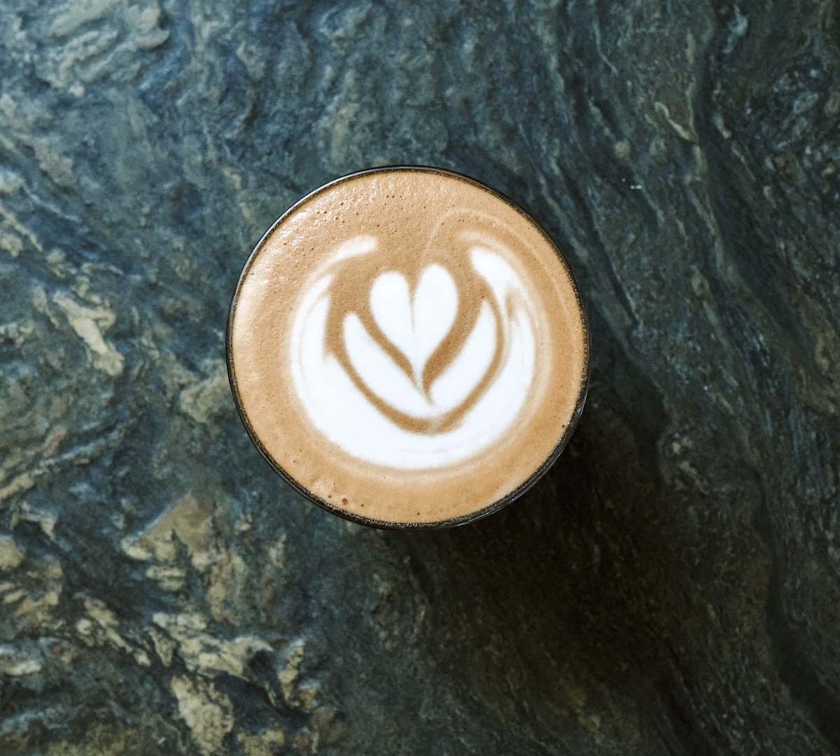 Coffee at Jonas Reindl Coffee Roasters, specialty coffee shop in Vienna