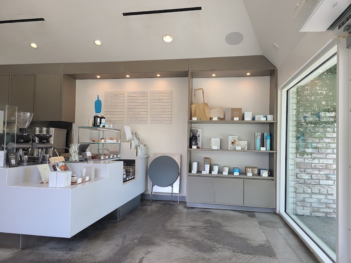 Blue Bottle Coffee specialty coffee shop in Los Angeles - photo 3