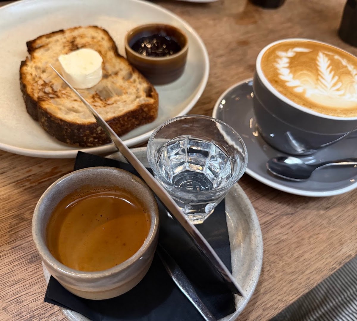 Reuben Hills specialty coffee shop in Sydney - photo 9