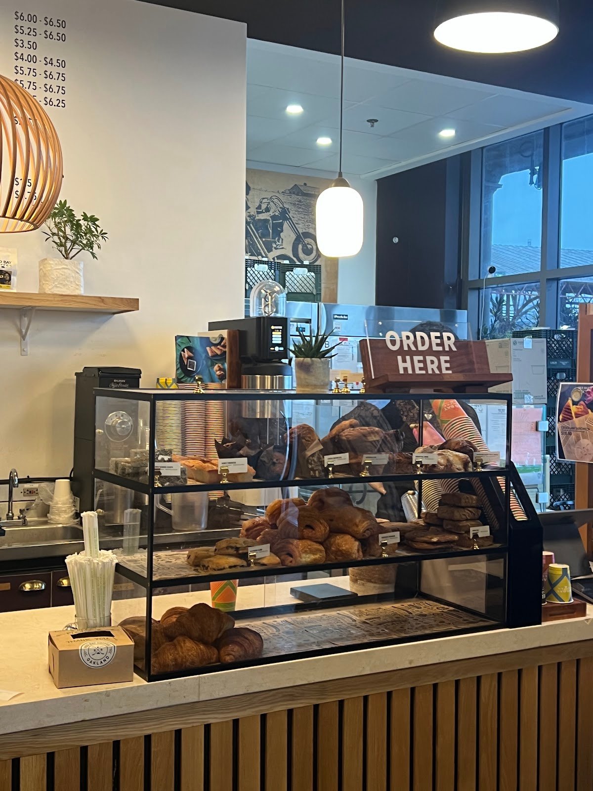 Red Bay Coffee specialty coffee shop in San Francisco - photo 2