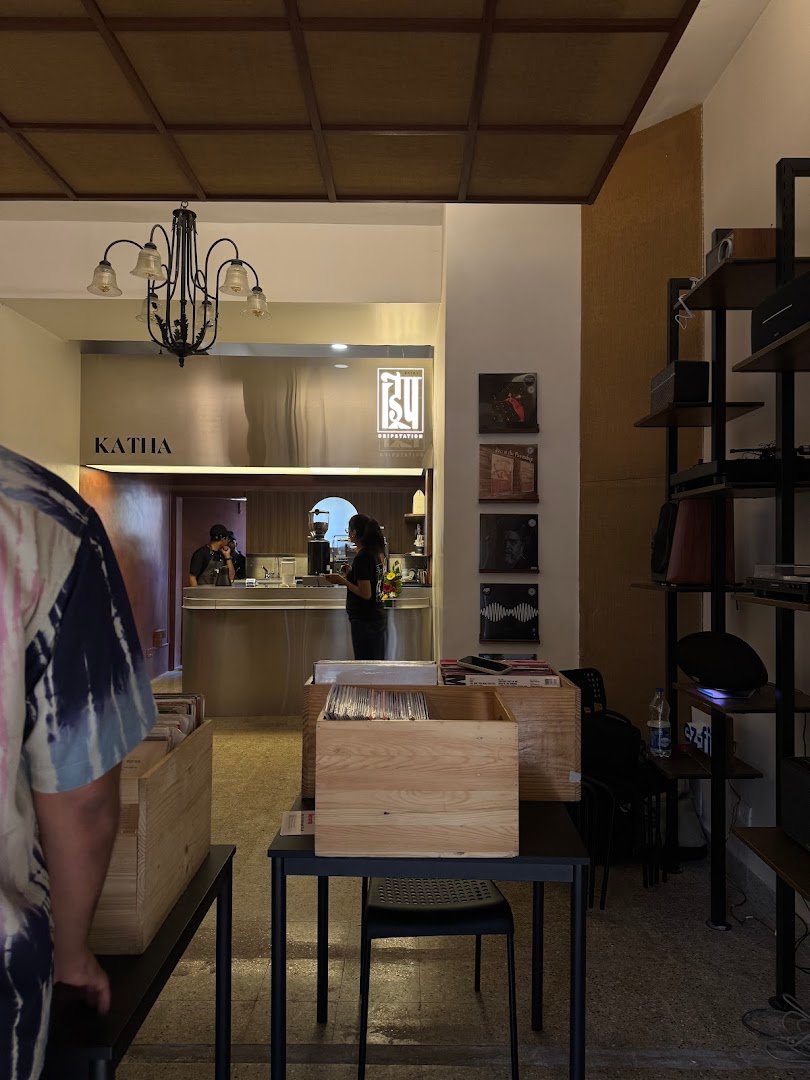 Interior of Katha Coffee | TRC, Mahim, specialty coffee shop in Mumbai