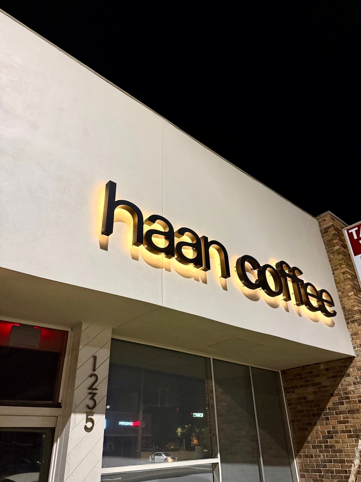 Haan Coffee specialty coffee shop in Orlando - photo 9