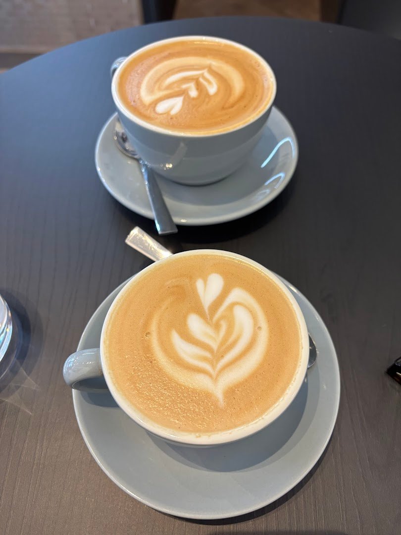 KAWA ROASTERY Coffeeshop X-Berg specialty coffee shop in Berlin - photo 3
