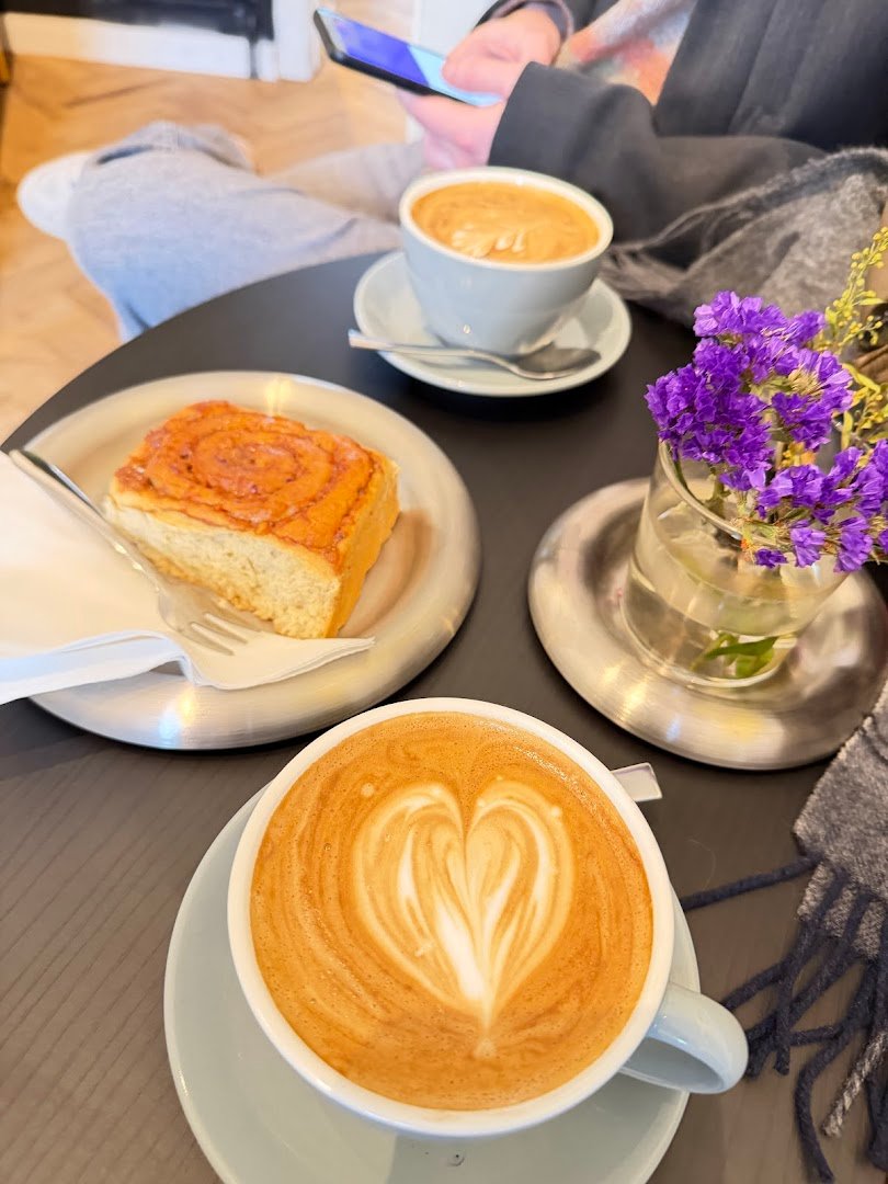 KAWA ROASTERY Coffeeshop X-Berg specialty coffee shop in Berlin - photo 5