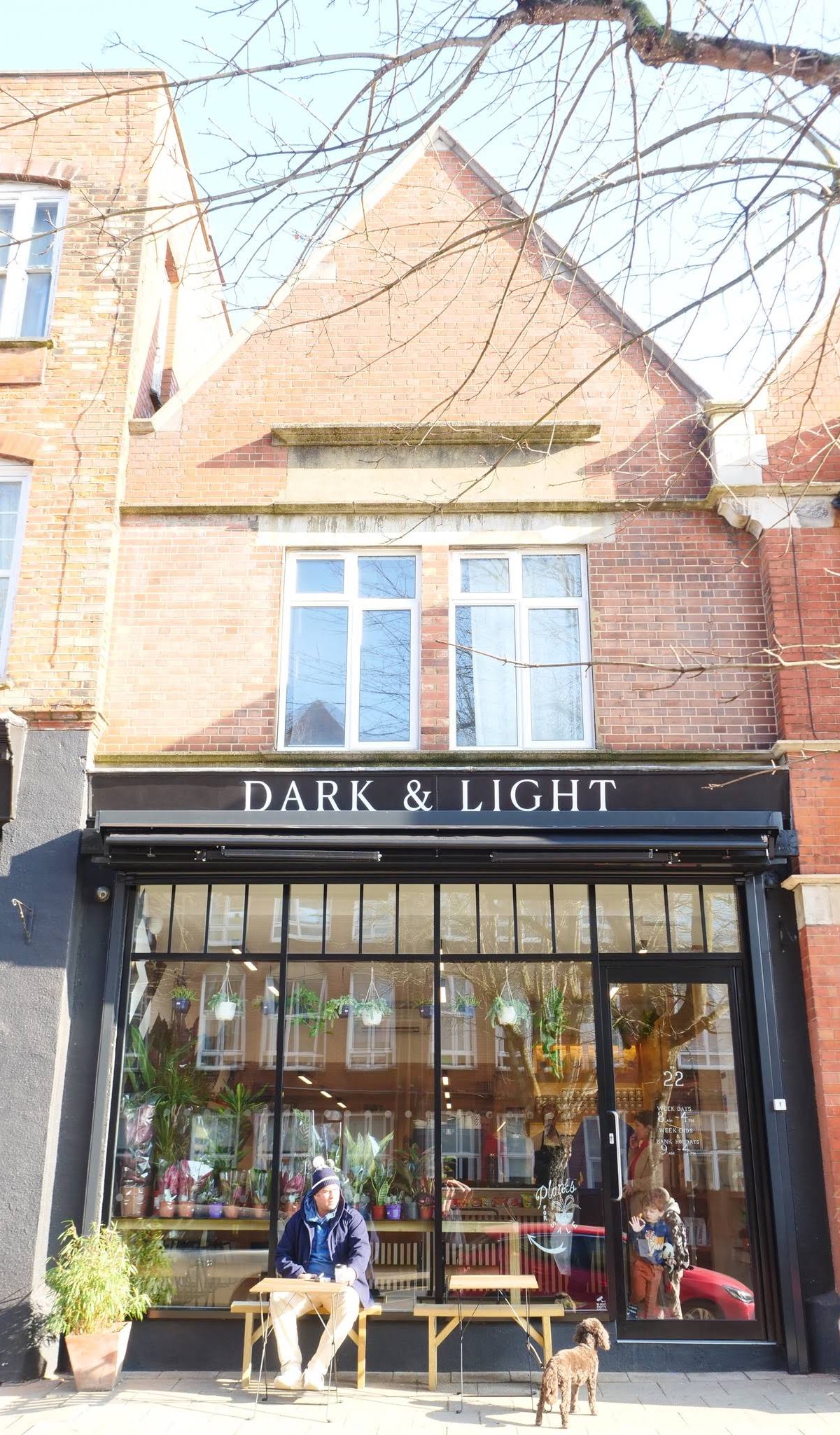 Dark & Light Coffee specialty coffee shop in London - photo 8