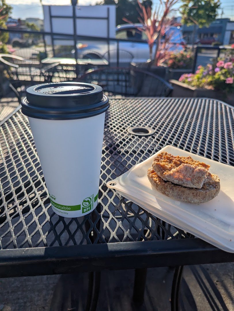 Coffee at Lulus Midtown, specialty coffee shop in Santa Cruz
