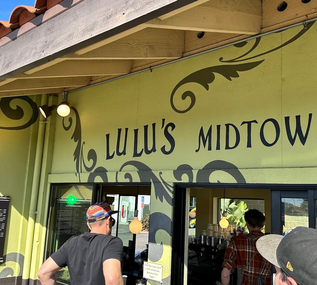 Storefront of Lulus Midtown, specialty coffee shop in Santa Cruz