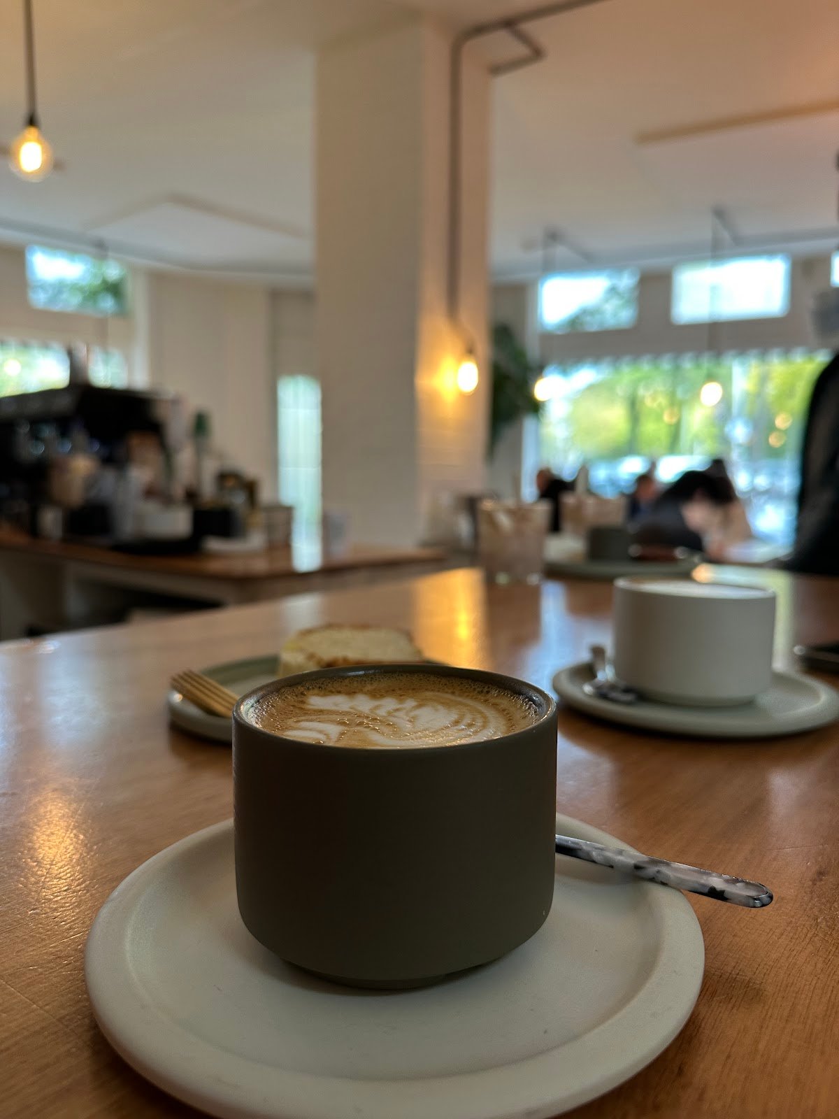 YUSU specialty coffee shop in Amsterdam - photo 5