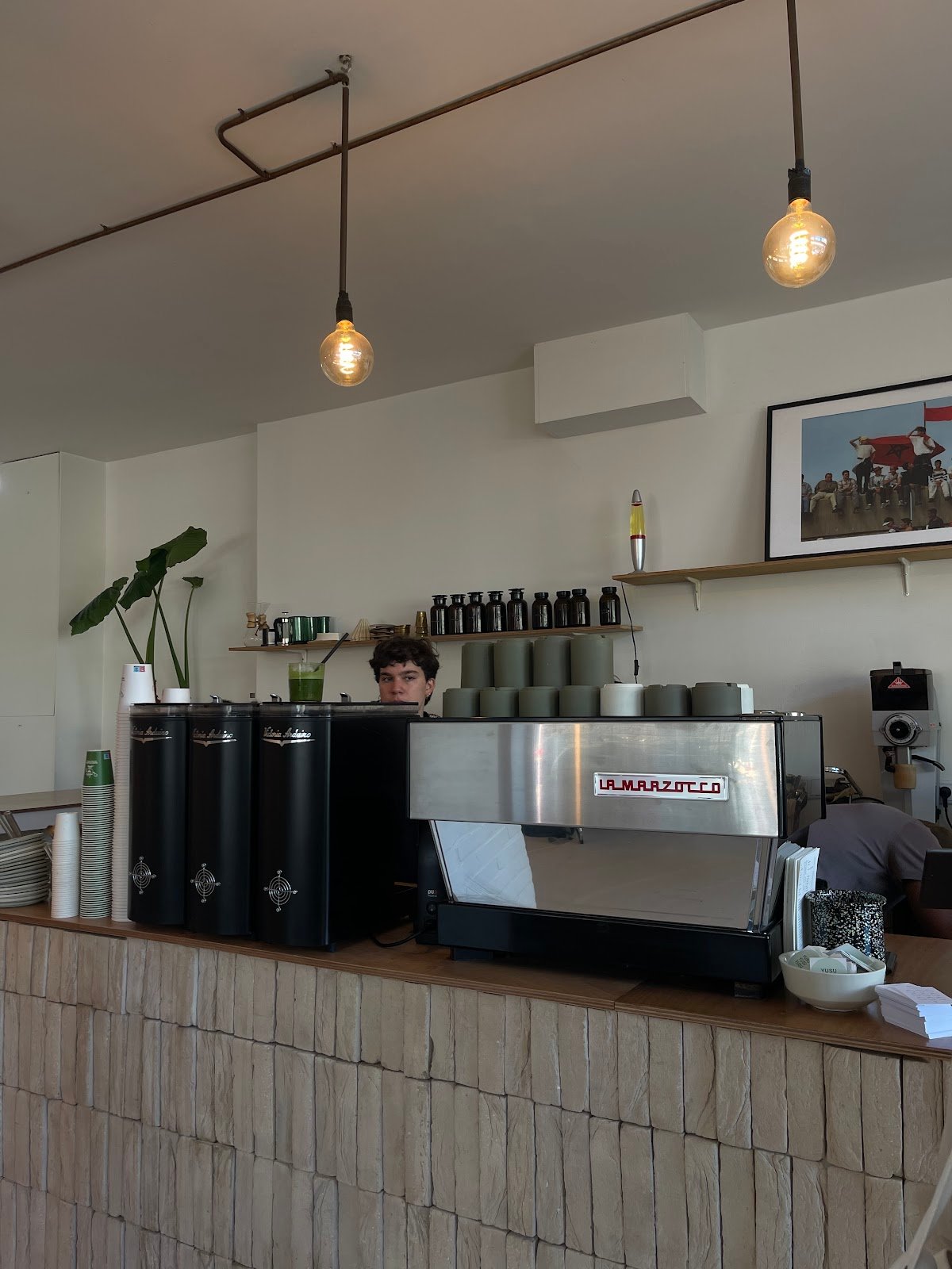 YUSU specialty coffee shop in Amsterdam - photo 6