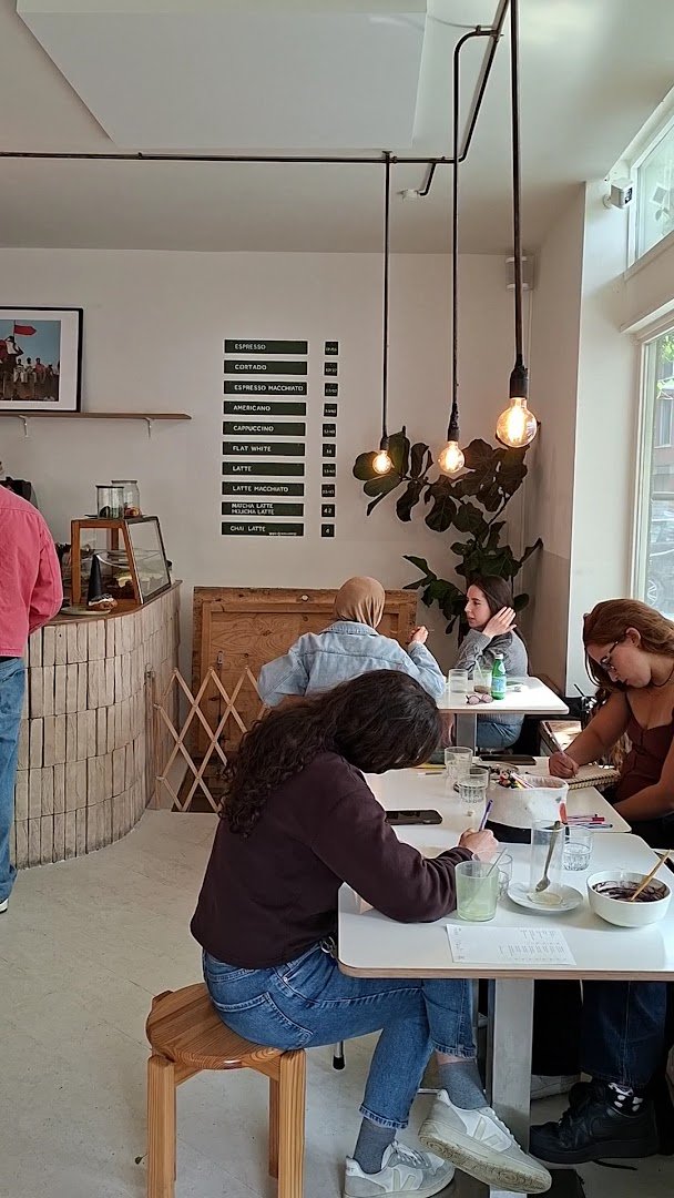 YUSU specialty coffee shop in Amsterdam - photo 7