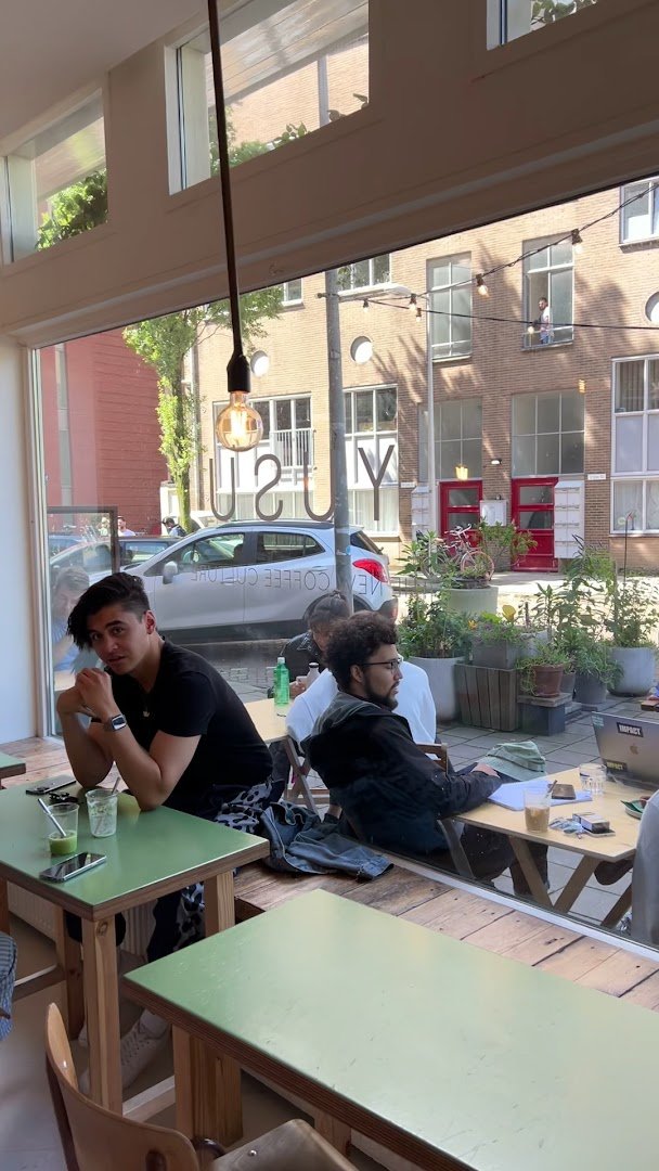YUSU specialty coffee shop in Amsterdam - photo 9