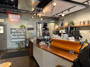 Big Shoulders Coffee specialty coffee shop in Chicago - photo 9