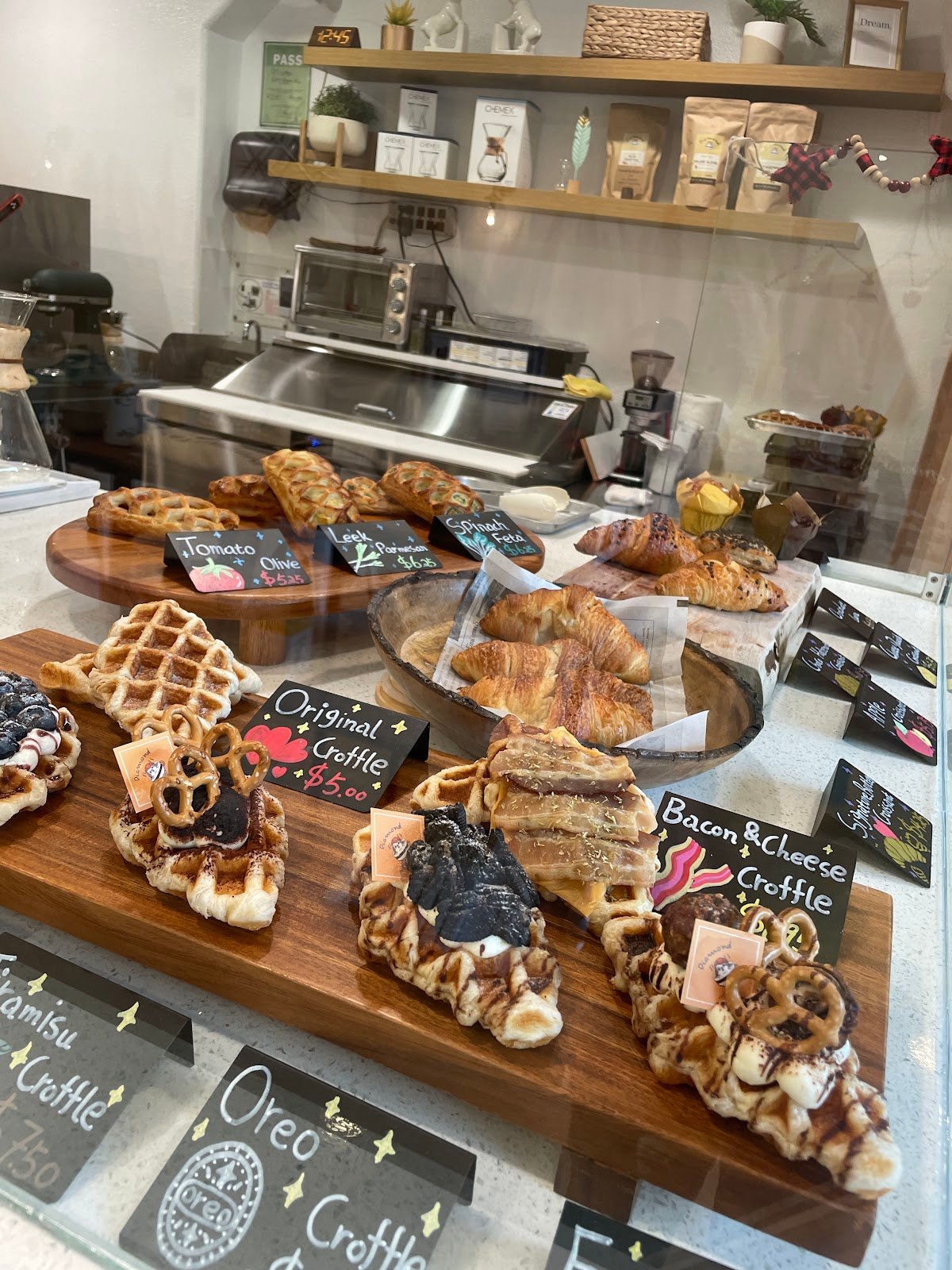 Diamond Coffee N Pastry specialty coffee shop in San Francisco - photo 3