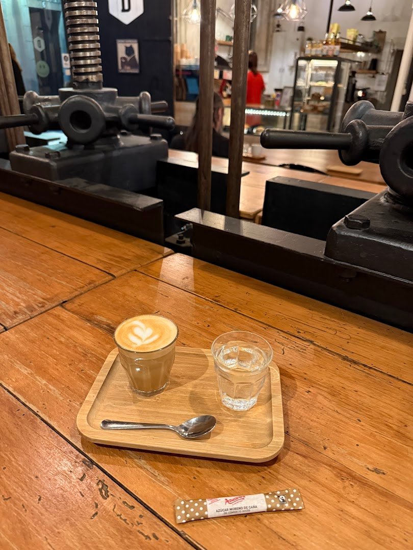 Departure Coffee Co. specialty coffee shop in Barcelona - photo 13