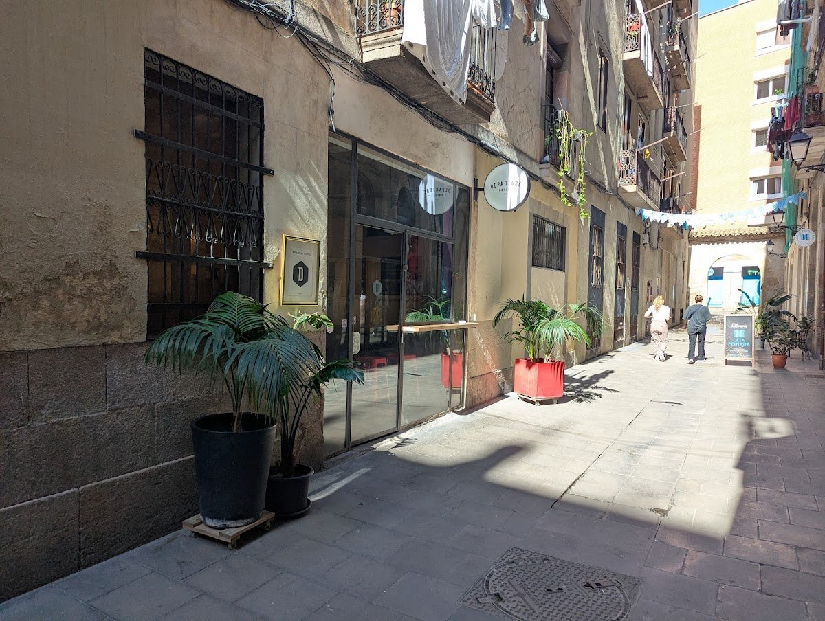 Departure Coffee Co. specialty coffee shop in Barcelona - photo 4