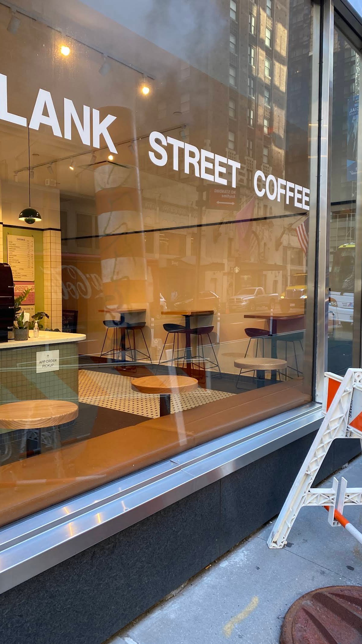 Blank Street Coffee specialty coffee shop in New York - photo 12