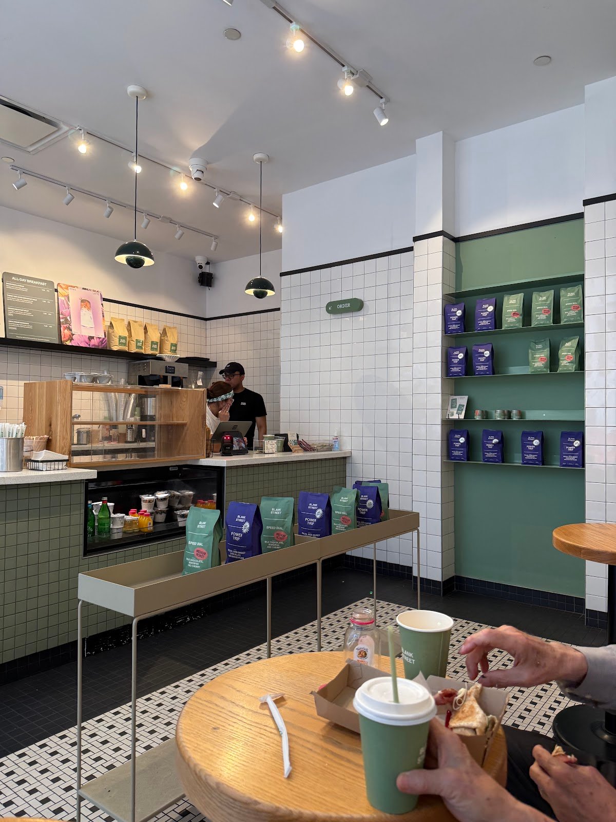 Blank Street Coffee specialty coffee shop in New York - photo 2