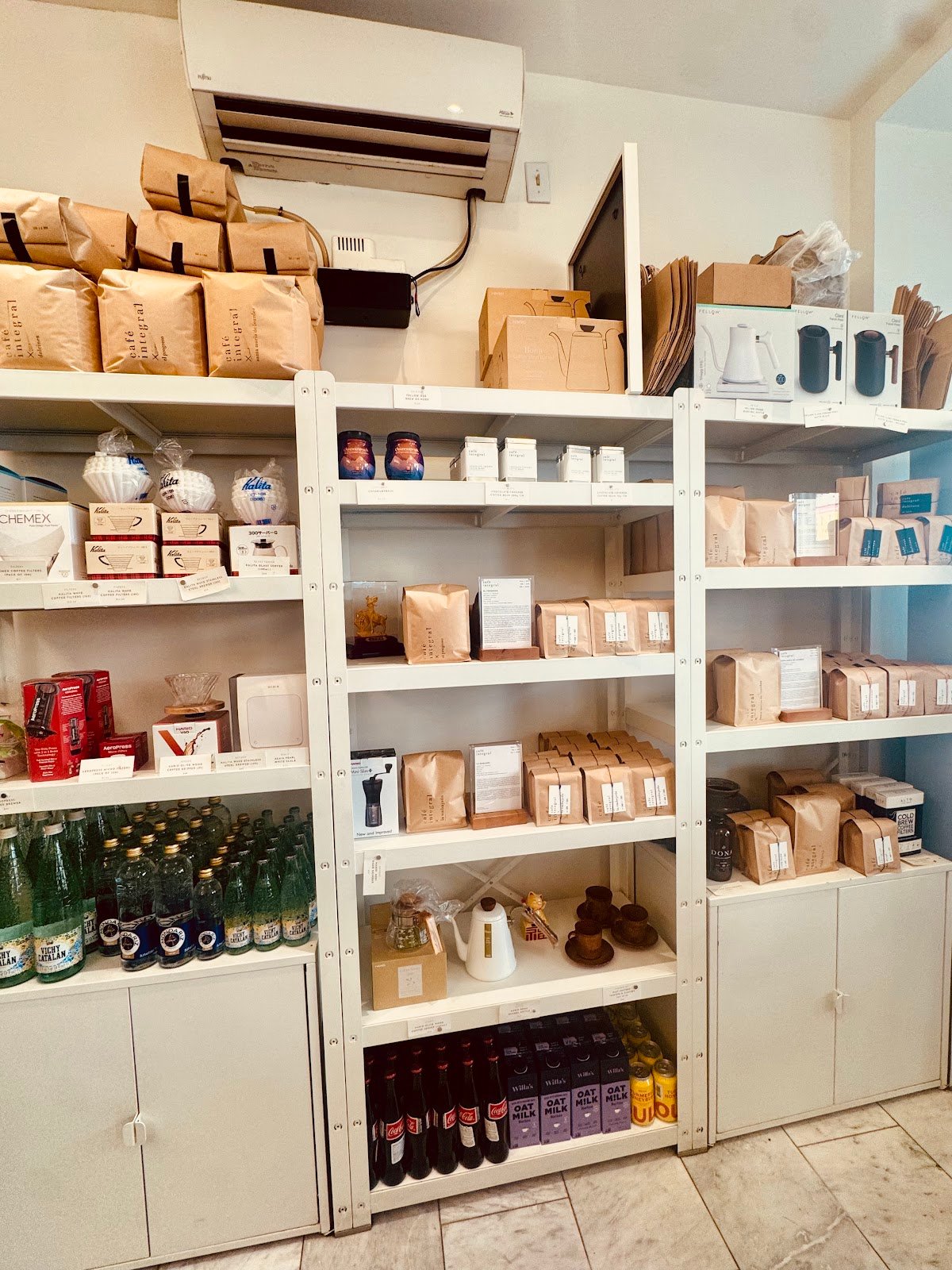 Café Integral specialty coffee shop in New York - photo 5