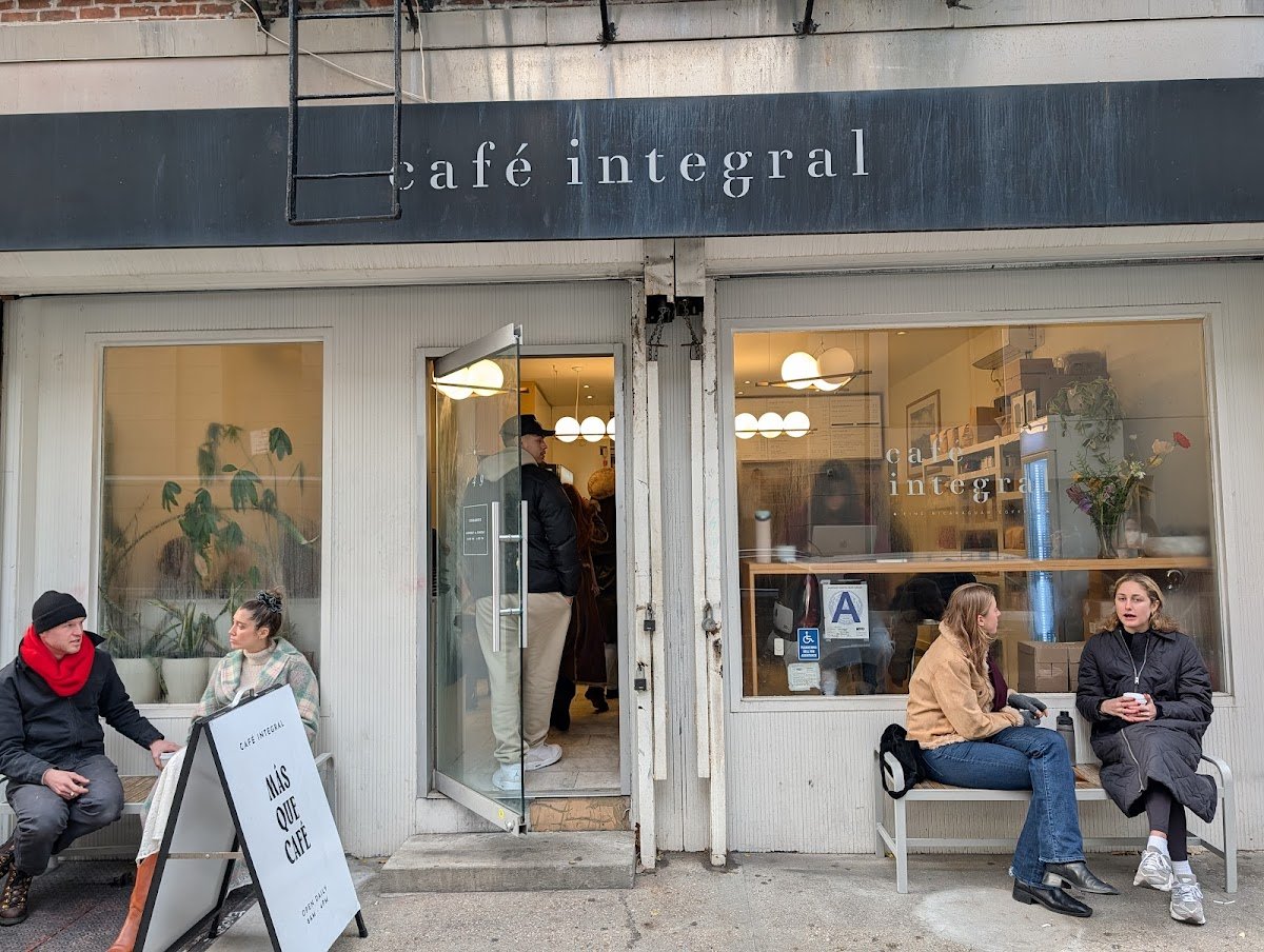 Café Integral specialty coffee shop in New York - photo 6