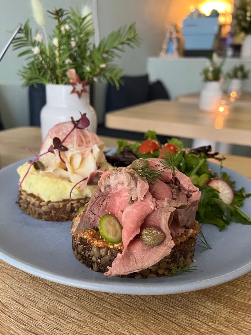 Food at Flat Café, specialty coffee shop in Lisbon