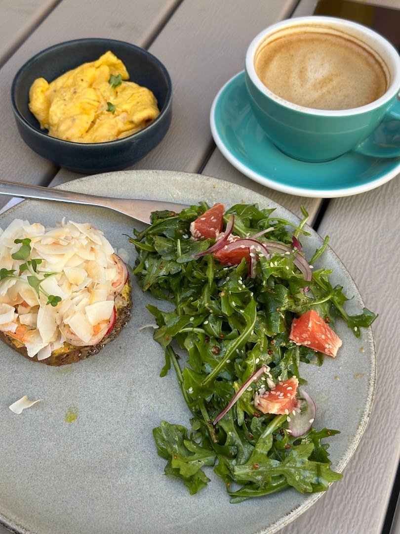 Food at Flat Café, specialty coffee shop in Lisbon