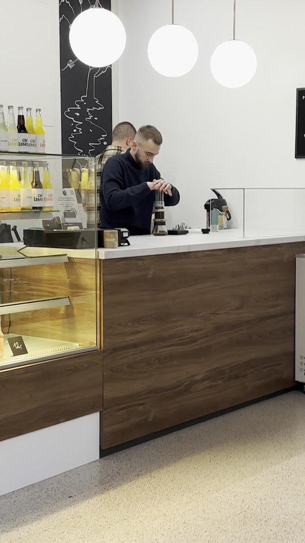 Interior of Wanderlust Speciality Coffee, specialty coffee shop in Warsaw