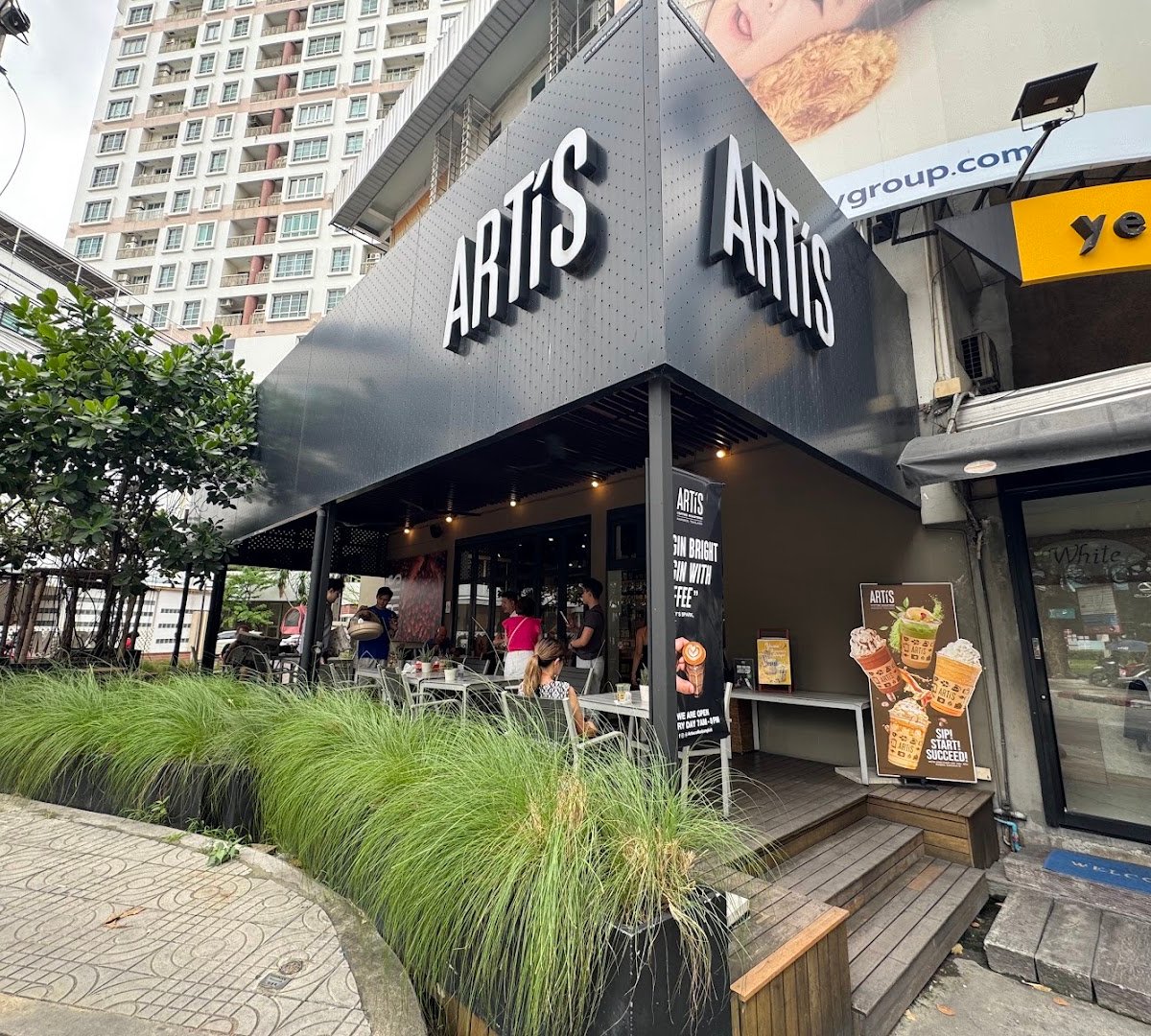 Artis Coffee Bangkok specialty coffee shop in Bangkok - photo 8