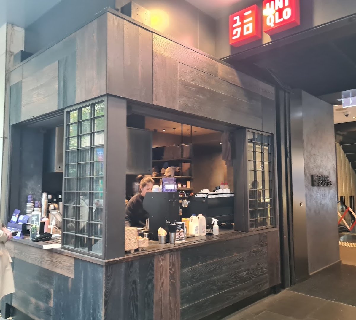 Edition Roasters, Mid City specialty coffee shop in Sydney - photo 10