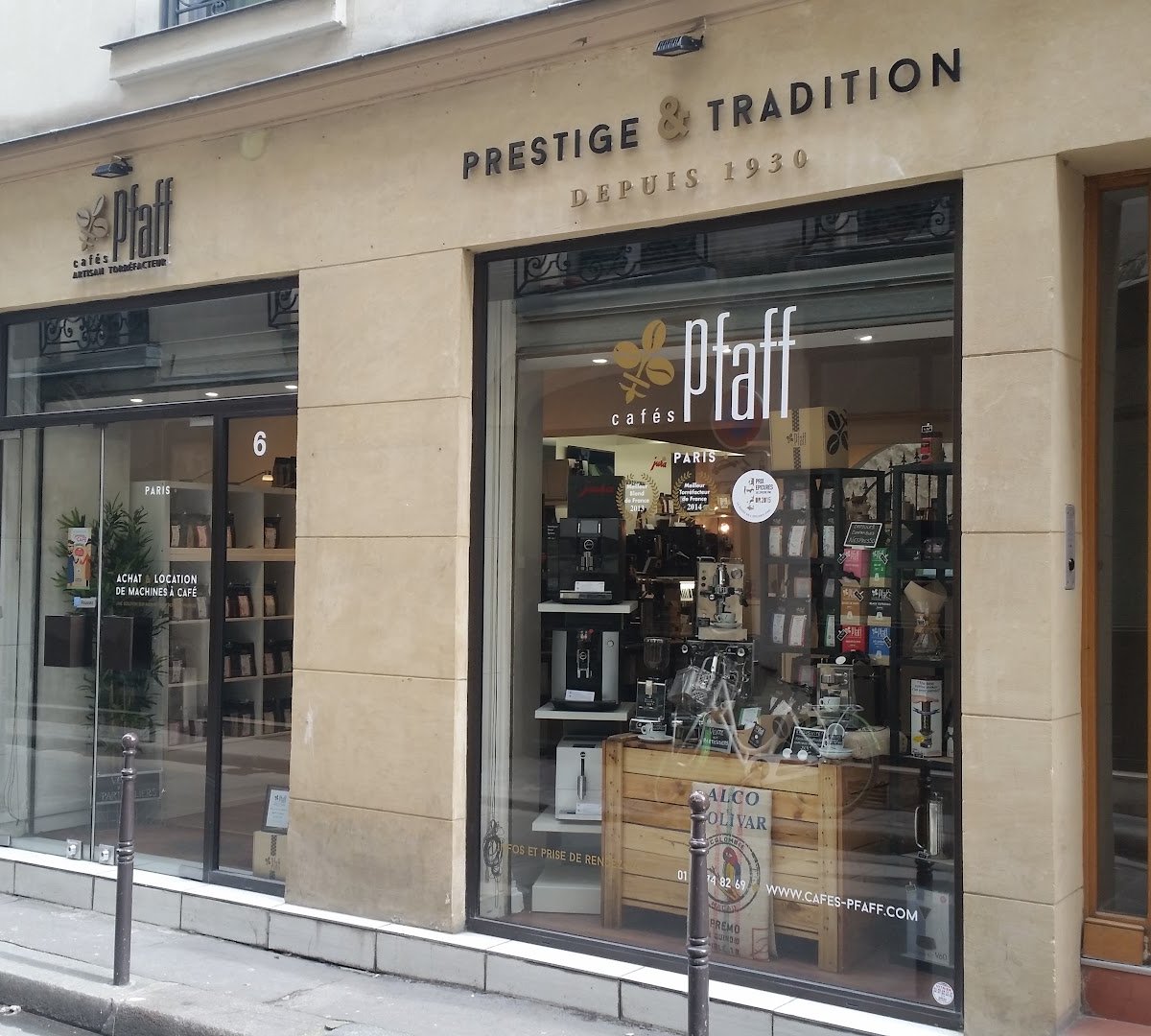 Cafés Pfaff specialty coffee shop in Paris - photo 5