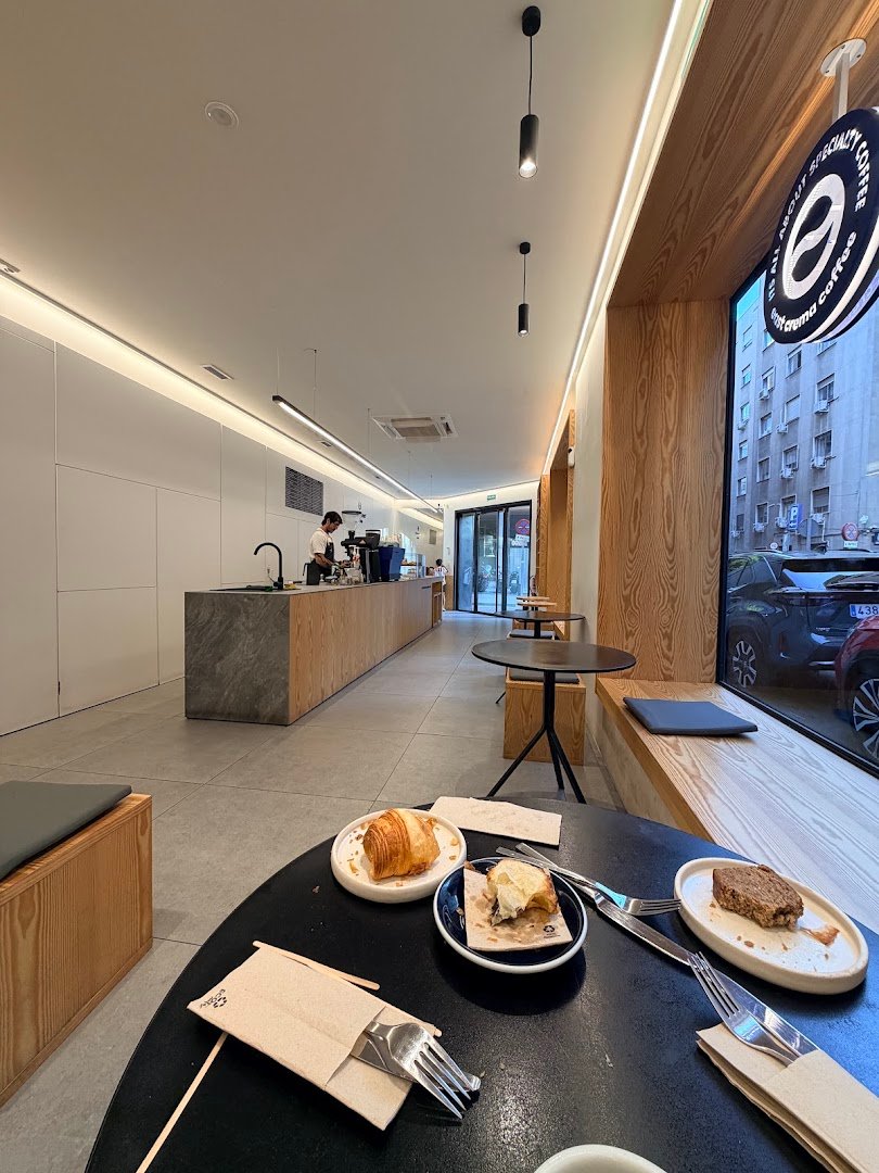 East Crema Coffee Alfonso X (Specialty Coffee Madrid) specialty coffee shop in Madrid - photo 2