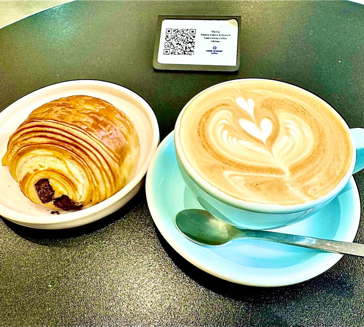 East Crema Coffee Alfonso X (Specialty Coffee Madrid) specialty coffee shop in Madrid - photo 6