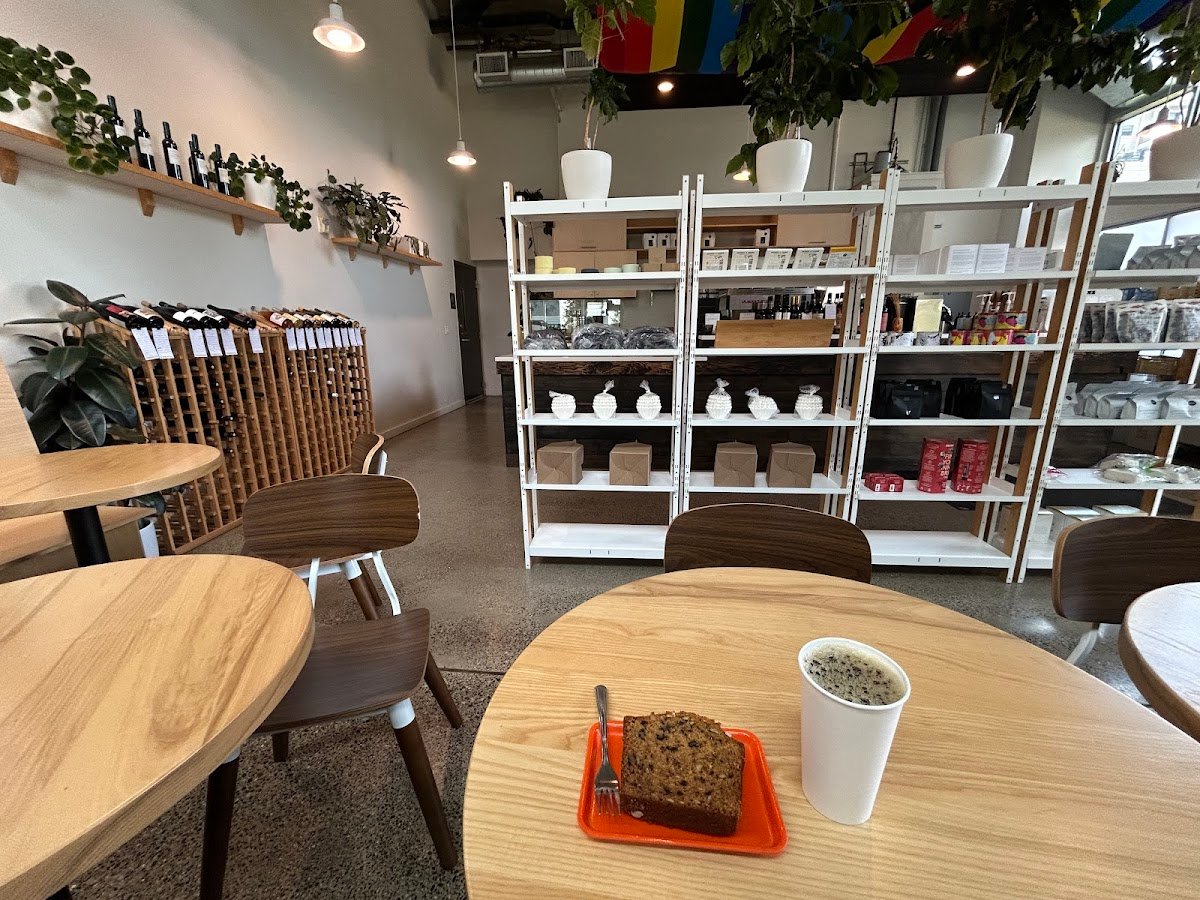 Sound & Fog specialty coffee shop in Seattle - photo 3