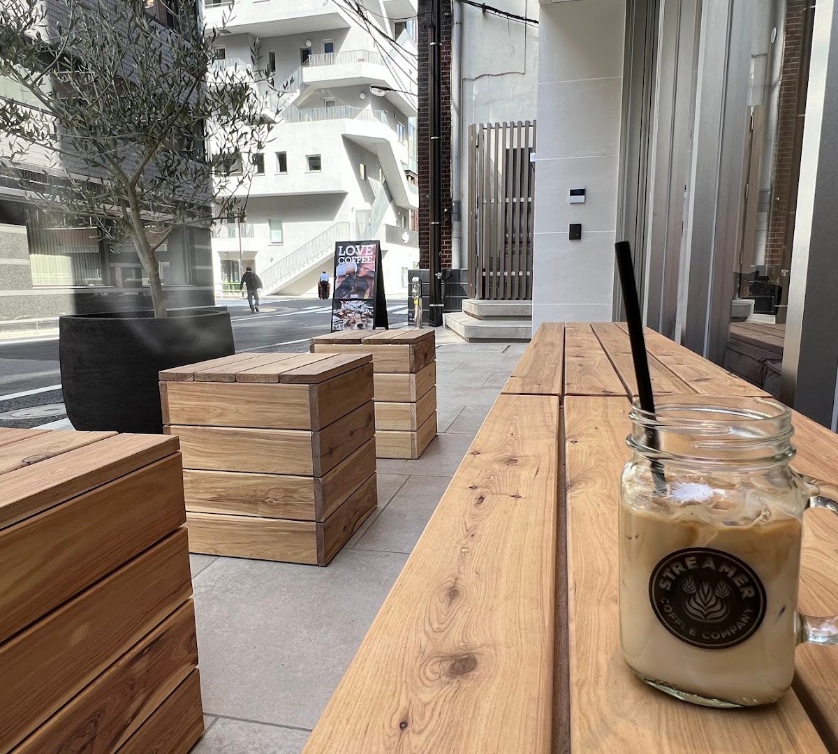Storefront of Streamer Coffee Company Shintora, specialty coffee shop in Tokyo