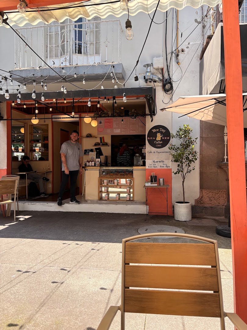 Storefront of Nice Day Coffee, specialty coffee shop in Mexico City