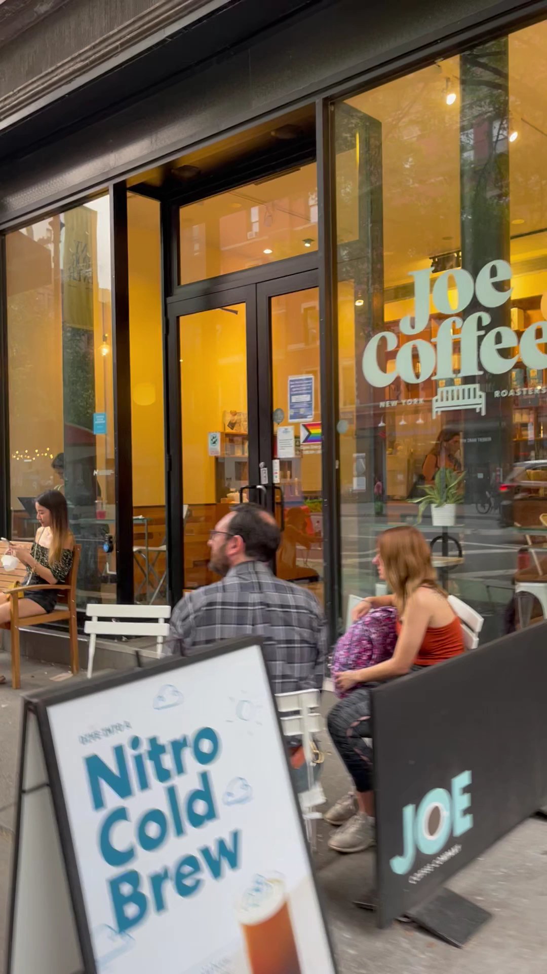 Joe Coffee Company: W 68th St specialty coffee shop in New York - photo 3