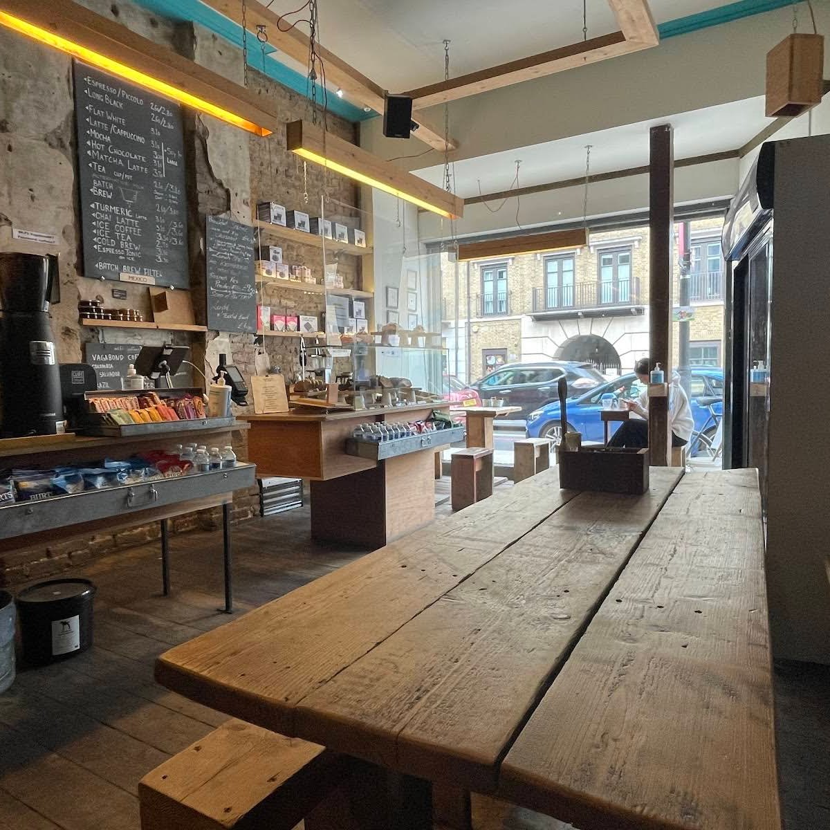Vagabond N7 specialty coffee shop in London - photo 6
