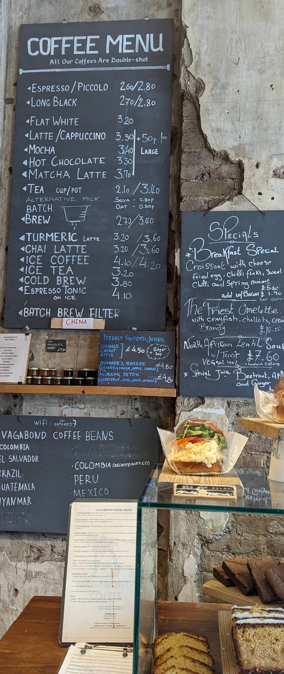 Vagabond N7 specialty coffee shop in London - photo 9