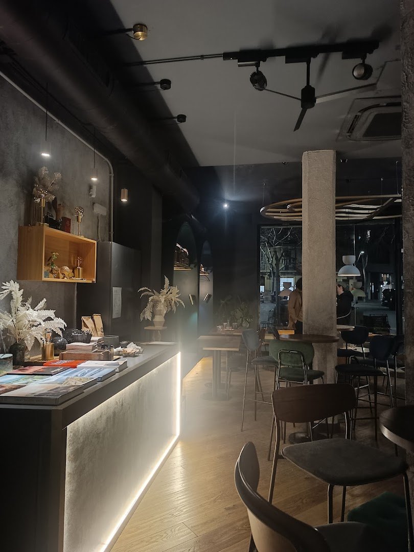 SAGA Coffee Stories | Casp specialty coffee shop in Barcelona - photo 8