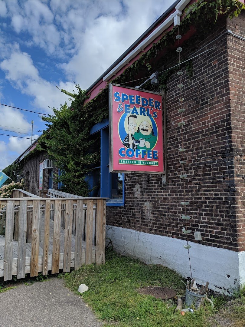 Speeder & Earl's Coffee specialty coffee shop in Burlington - photo 2
