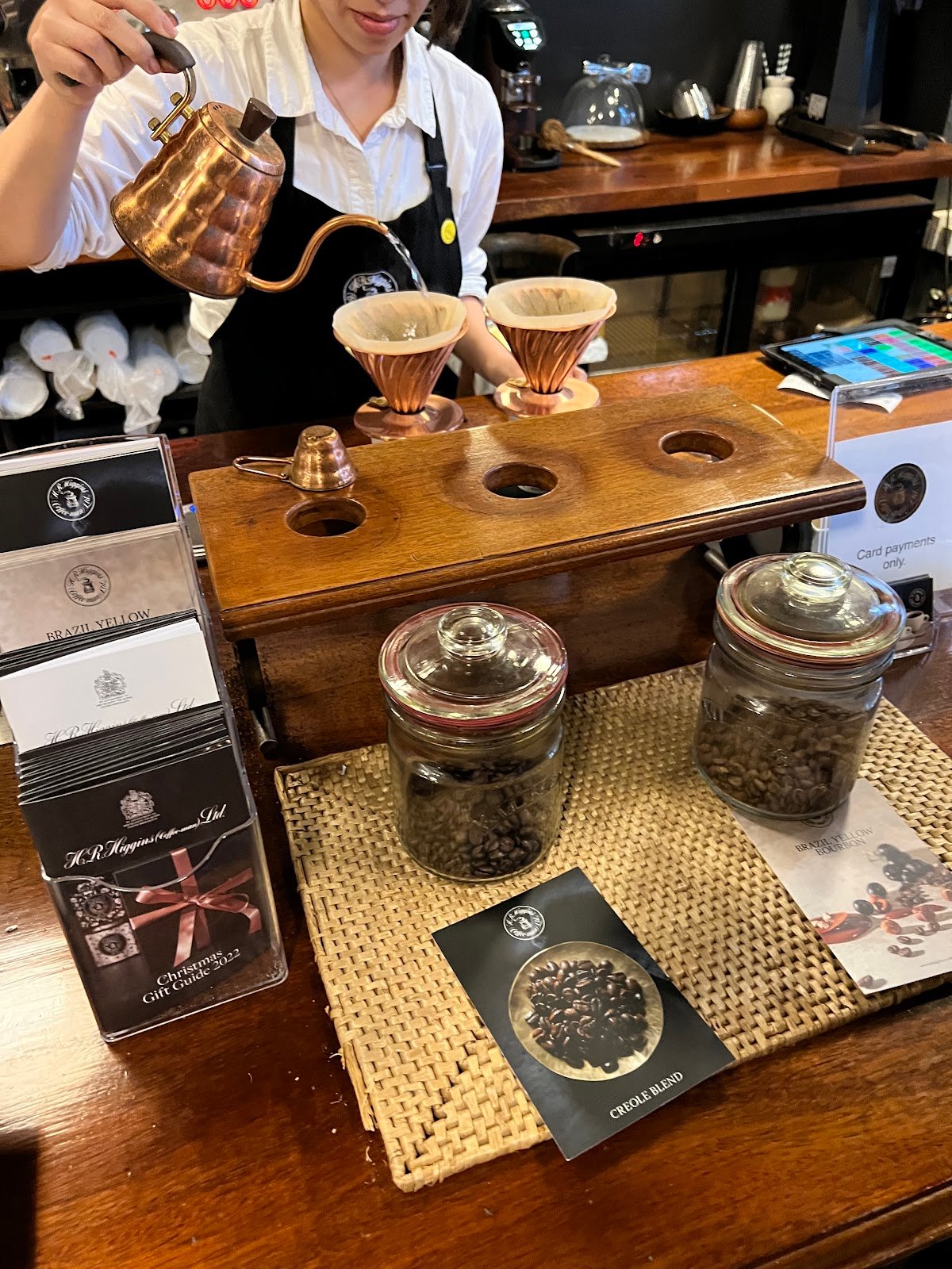 H.R.Higgins specialty coffee shop in London - photo 7