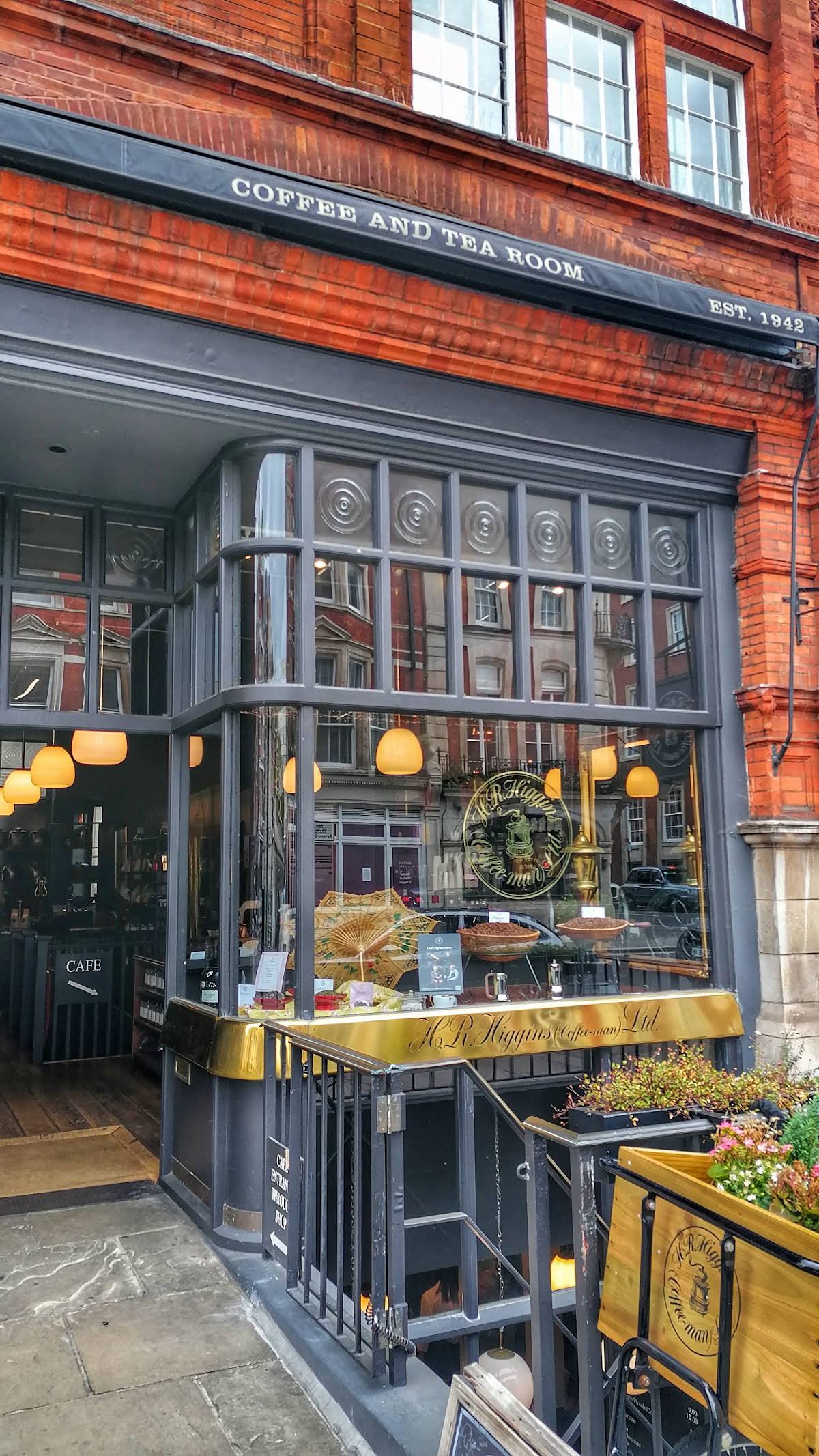 H.R.Higgins specialty coffee shop in London - photo 10