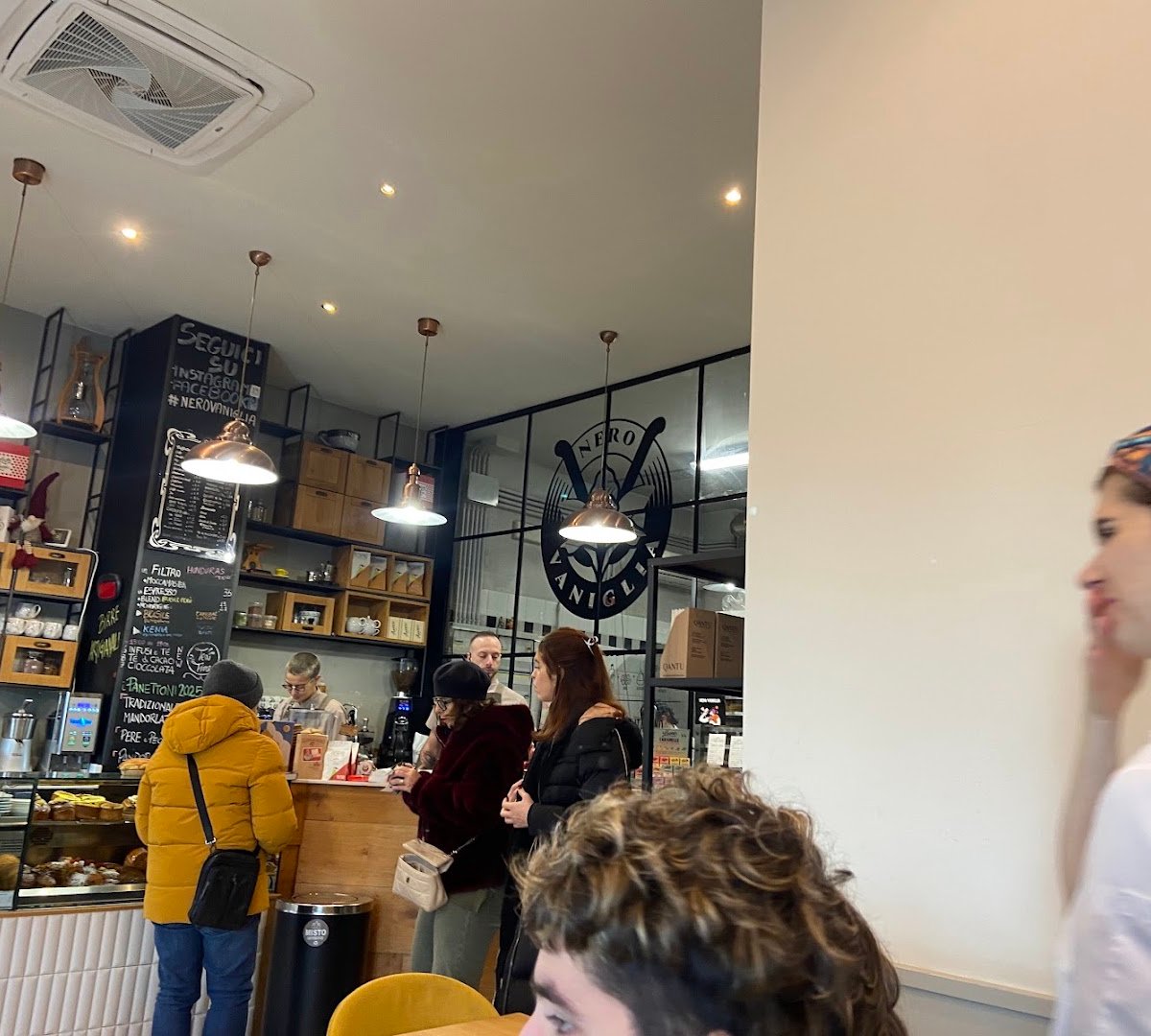 Interior of Nero Vaniglia, specialty coffee shop in Rome