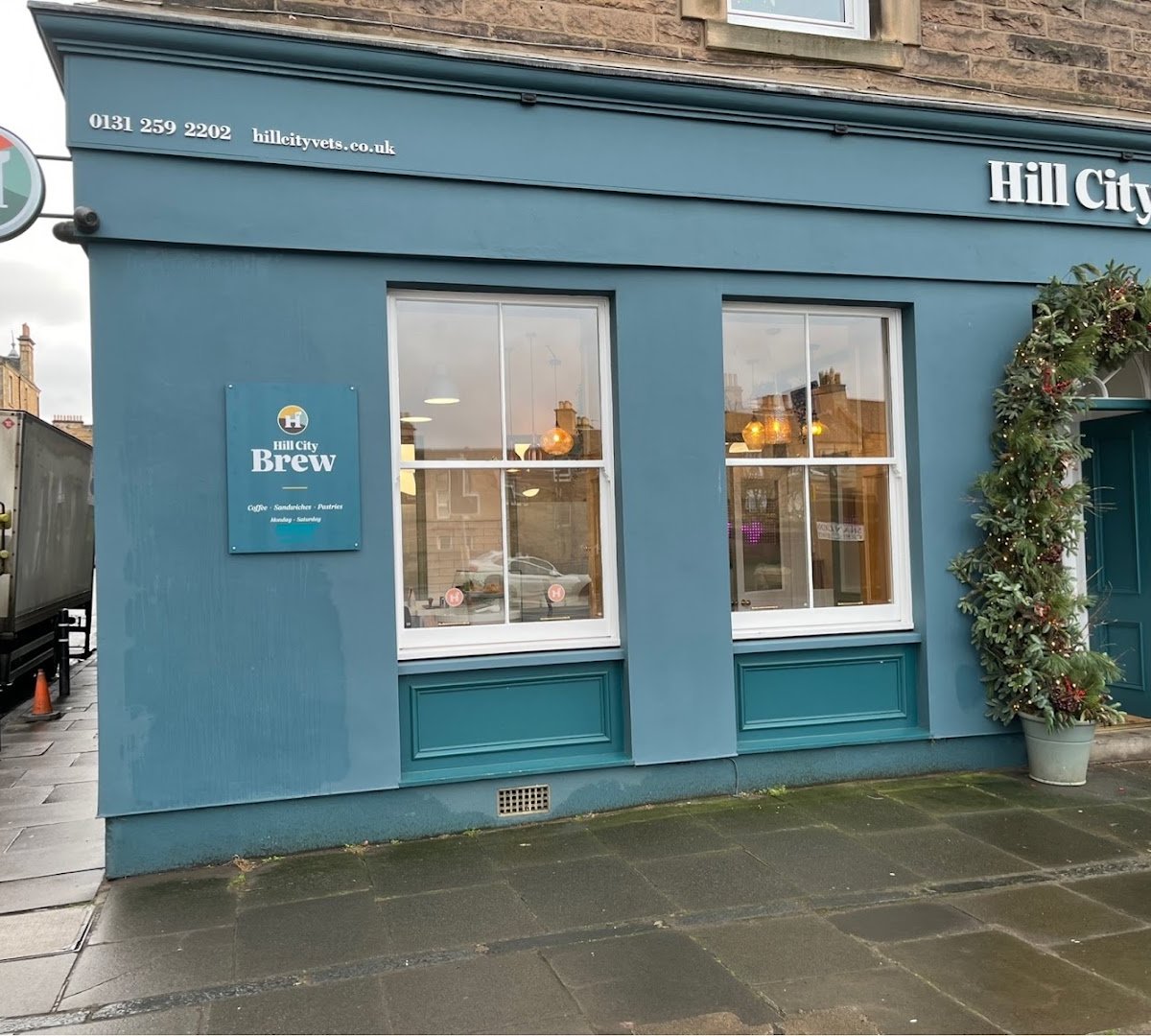 Storefront of Hill City Brew, specialty coffee shop in Edinburgh