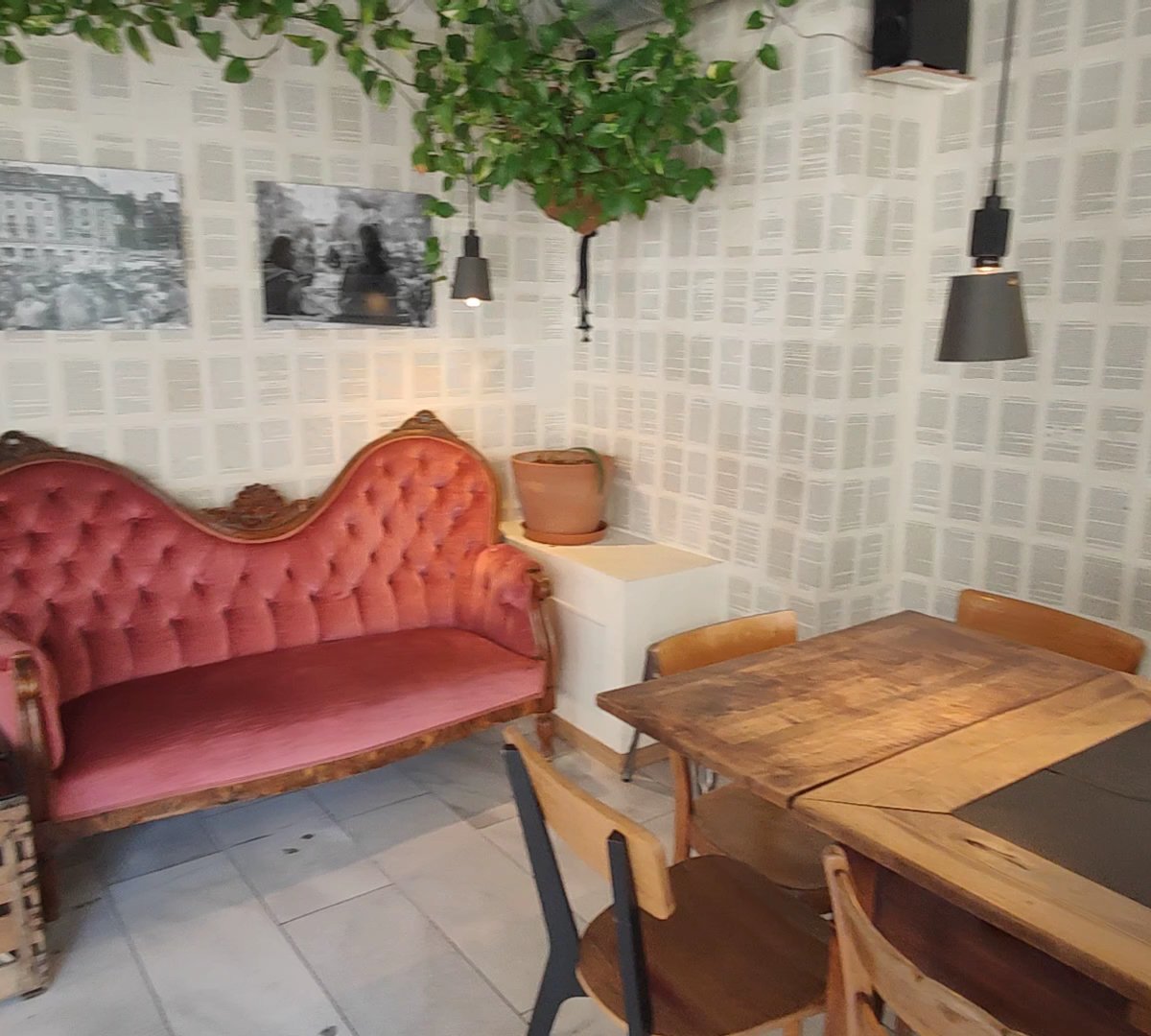 Interior of 169 West, specialty coffee shop in Zurich
