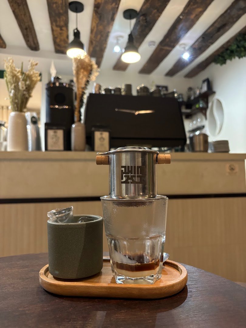 Phin mi Jussieu - Coffee shop & Banh mi specialty coffee shop in Paris - photo 8
